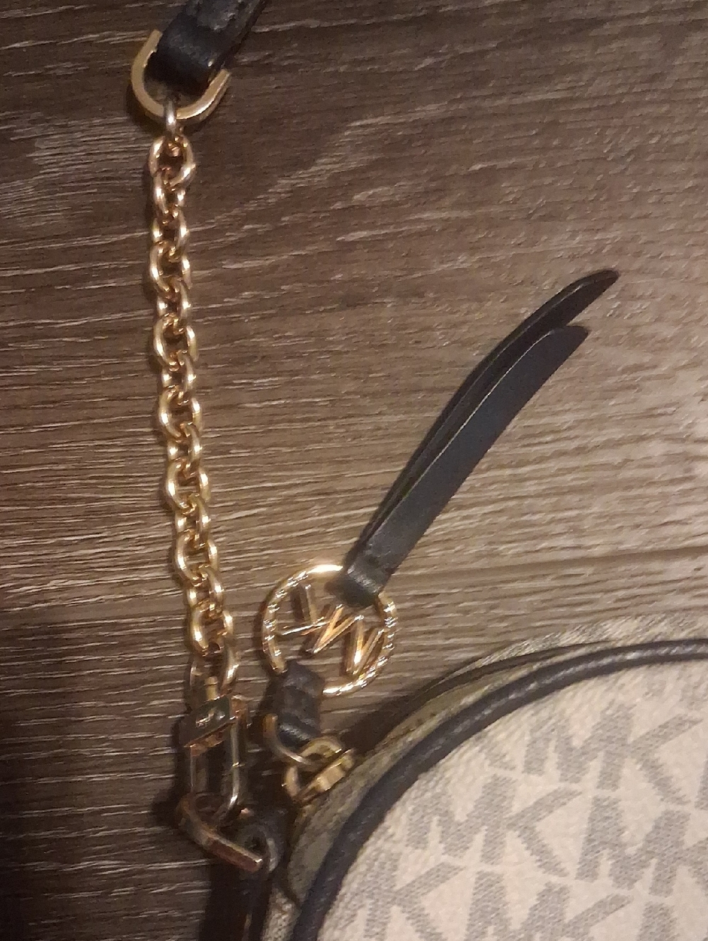 Micheal Kors Jet Set - Picture 3 of 9
